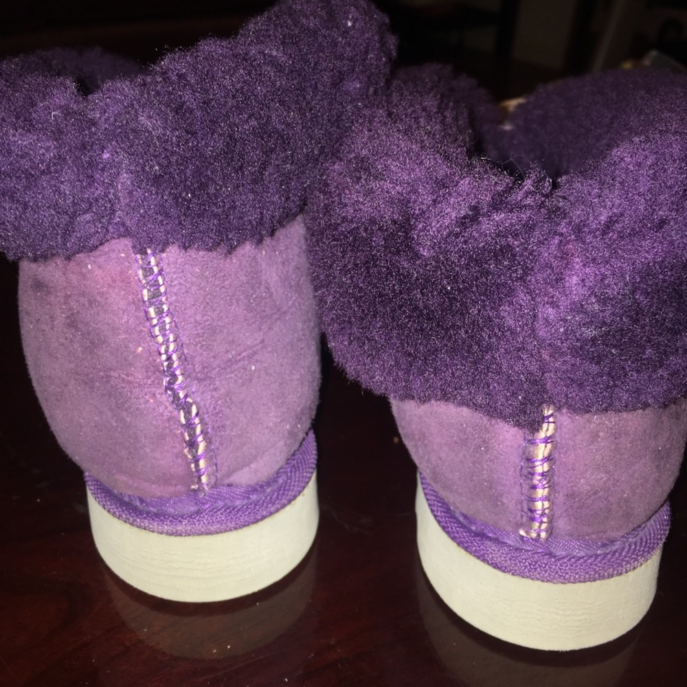 Authentic Uggs - image 4